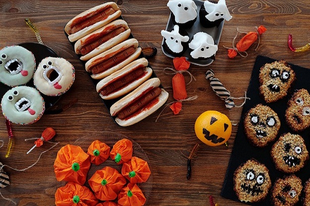5 Spooky Halloween Table Setting Ideas to Impress Your Dinner Party Guests