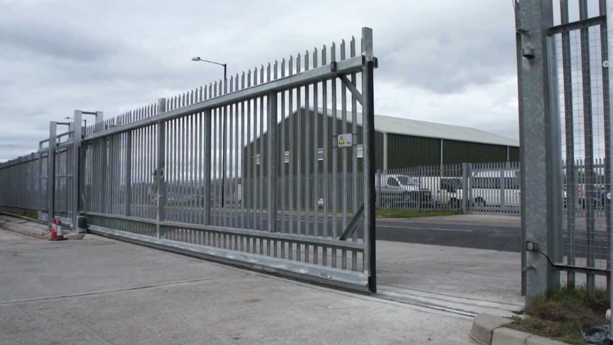 Why People Prefer Installing Industrial and Residential Sliding Gates