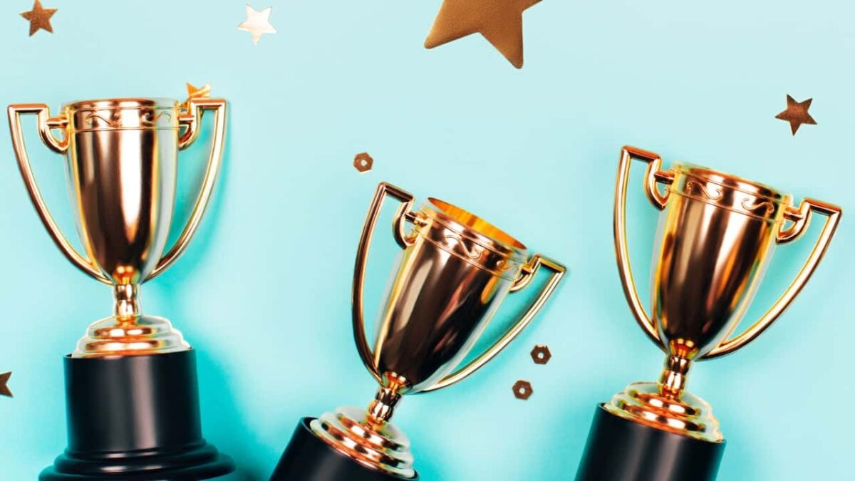 How to Pick the Best Trophy for Your Year-End Awards
