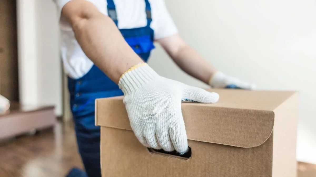 Elevating Relocation Experiences: Advantages of Premium White Glove Moving Services