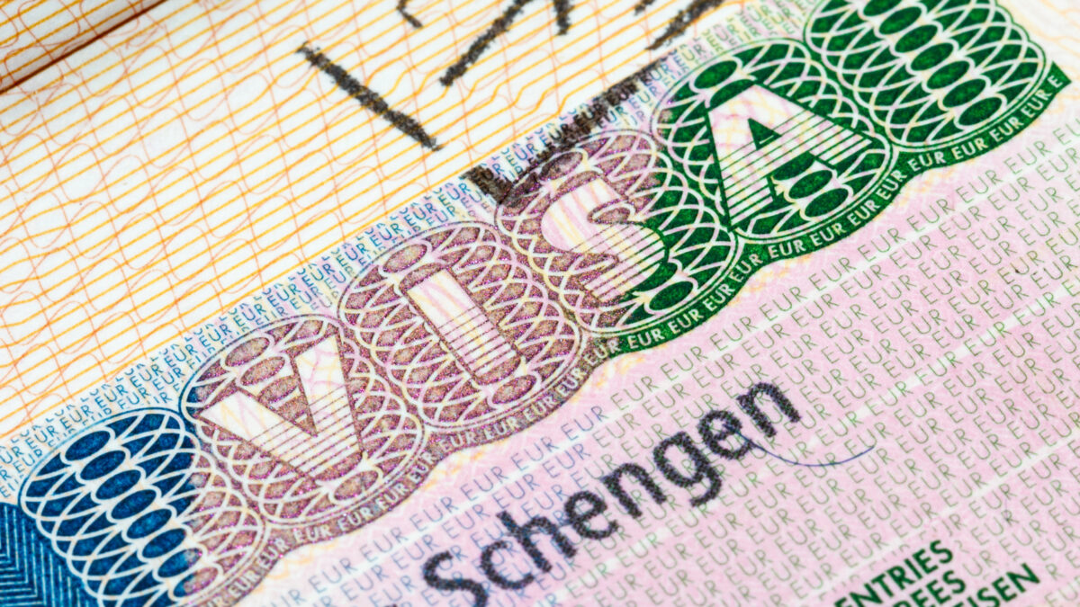 Passport / Visa – What is the Difference?