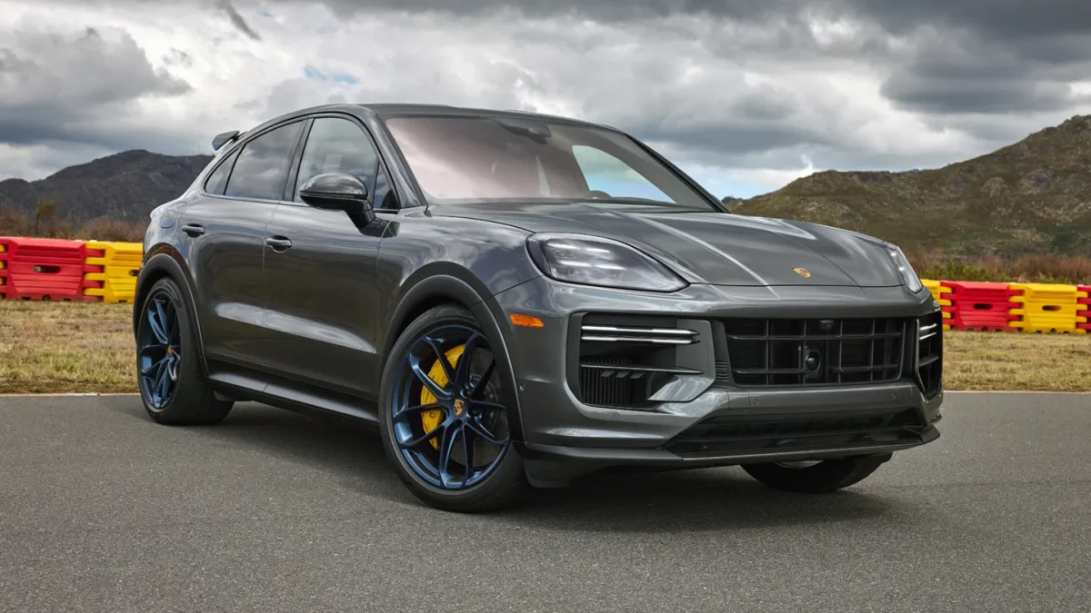 Unleashing Elegance and Power: Exploring the Allure of the Porsche Cayenne  :