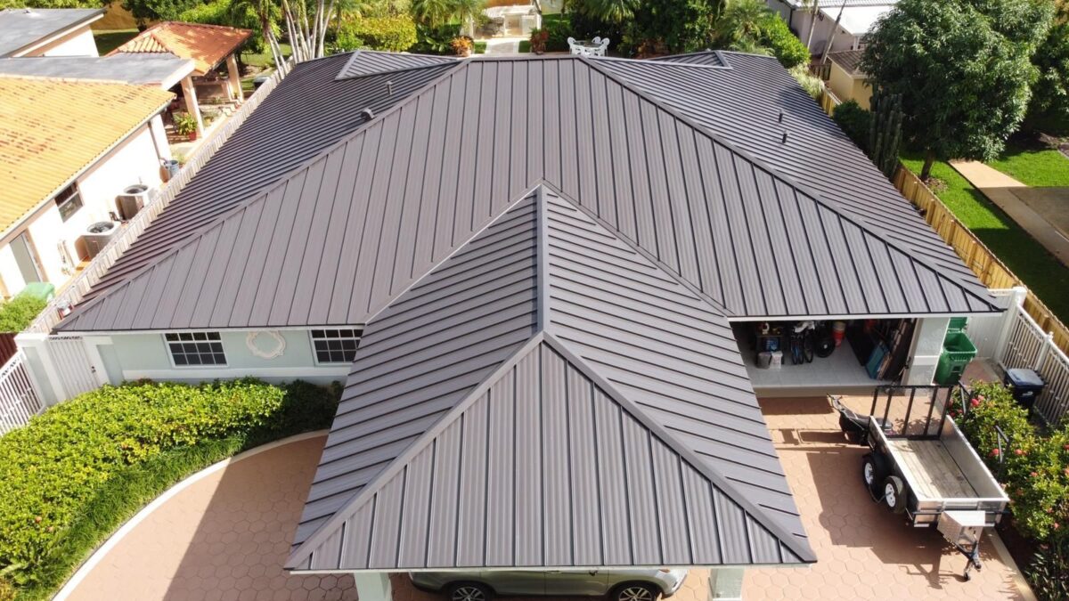 A Comprehensive Guide to Roof Replacement and Long-Run Roofing in Auckland