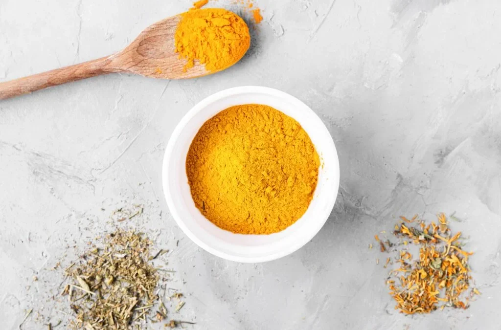 How to use turmeric for stomach issues?