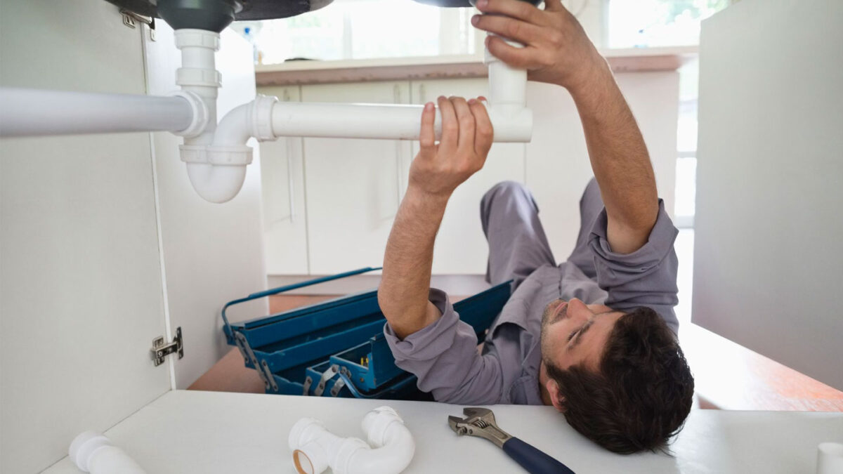When To Contact A Plumber And What To Be Prepared For?