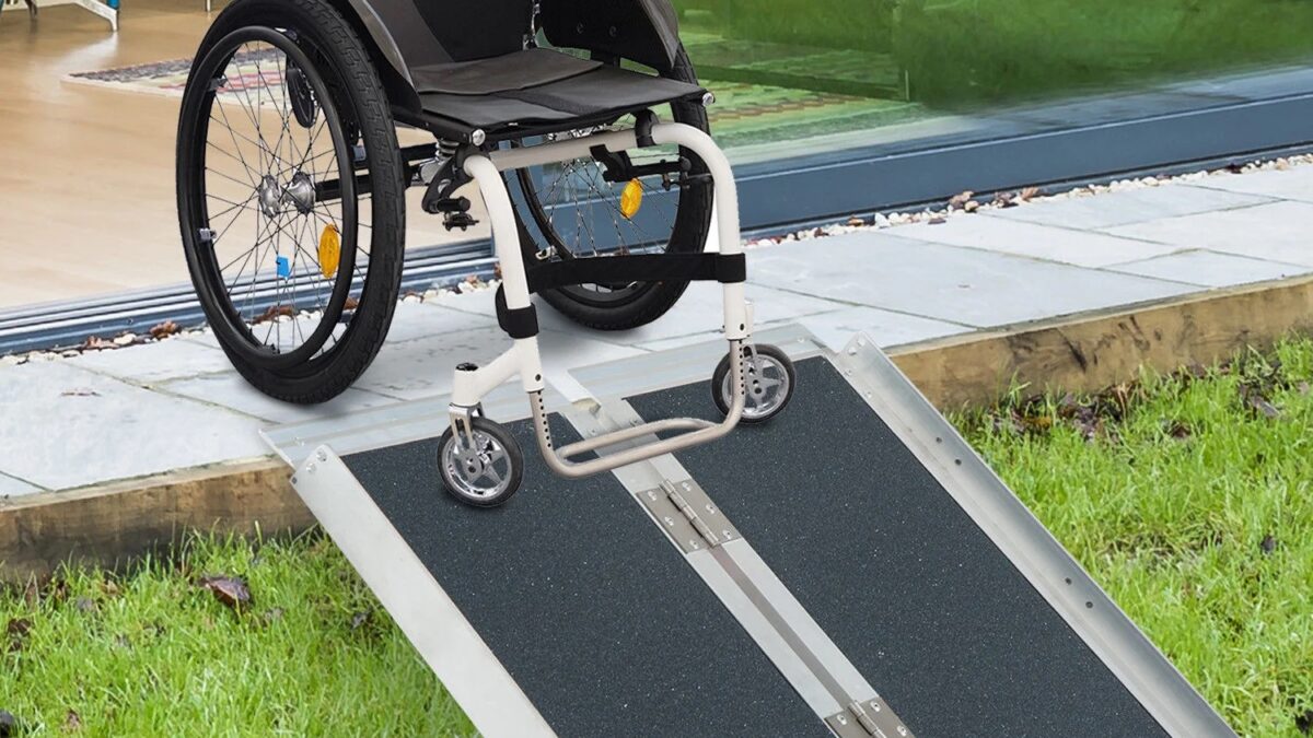 6 Common Mistakes to Avoid When Buying a Wheelchair Ramp