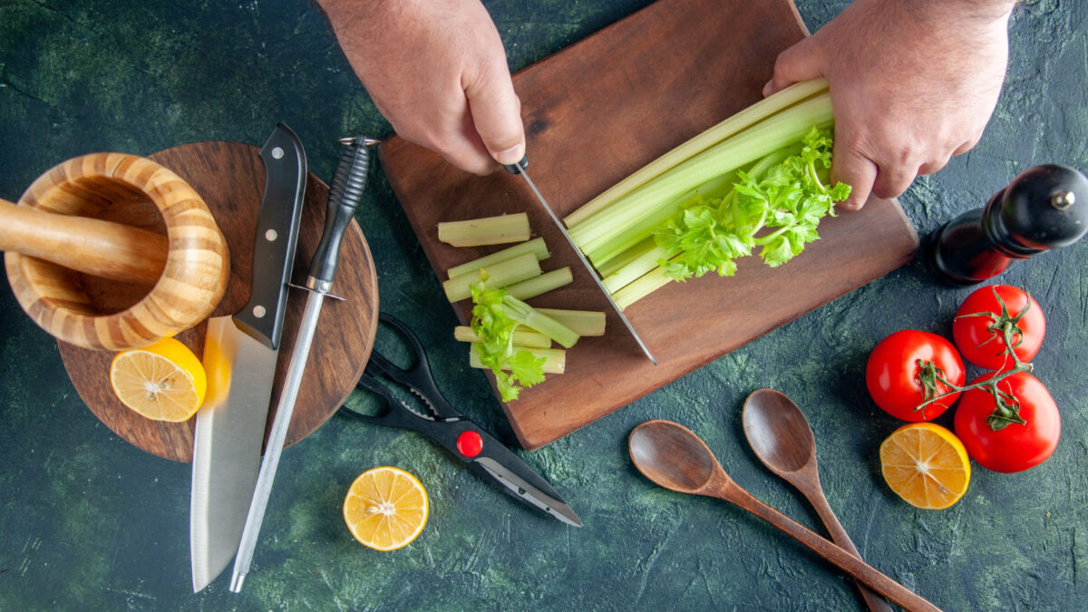 Top 5 Professional Knife and Scissor Sharpeners: Your Kitchen’s Best Friends