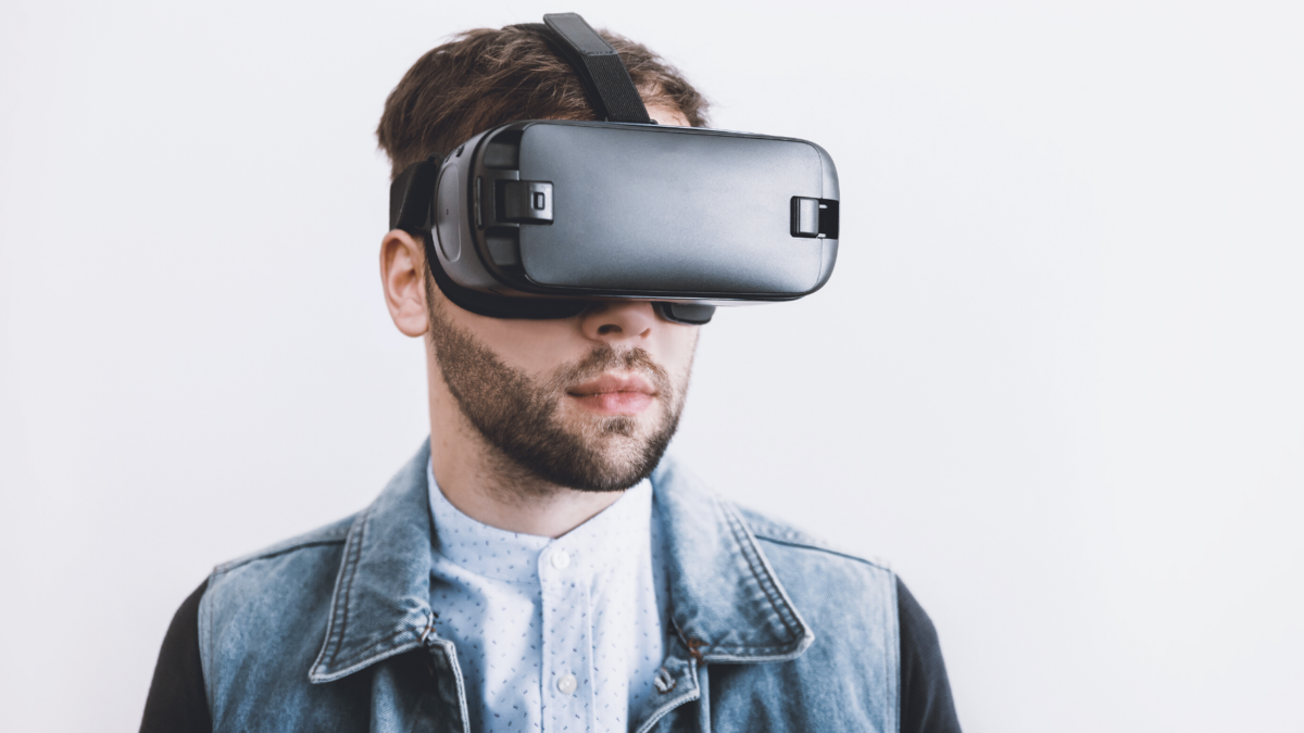 The Future of Pitch Decks: How VR and AR Can Revolutionize Investor Presentations