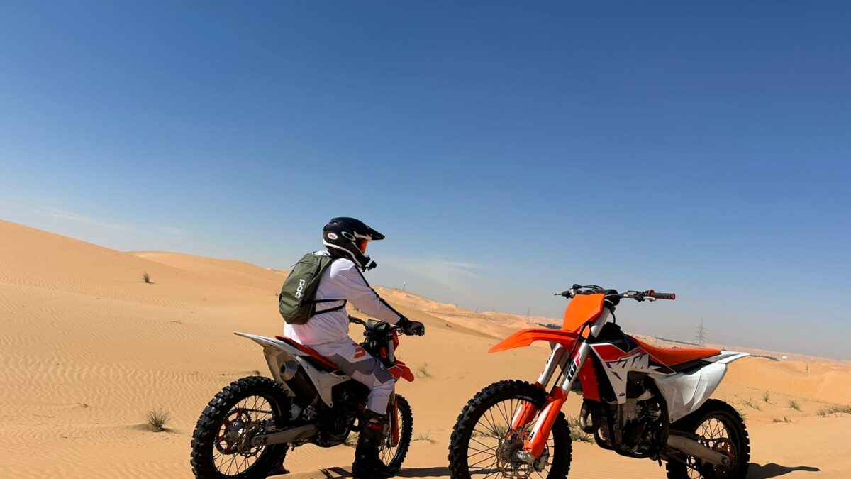 Renting Dirt Bikes in the Dubai Desert: A Comprehensive Guide