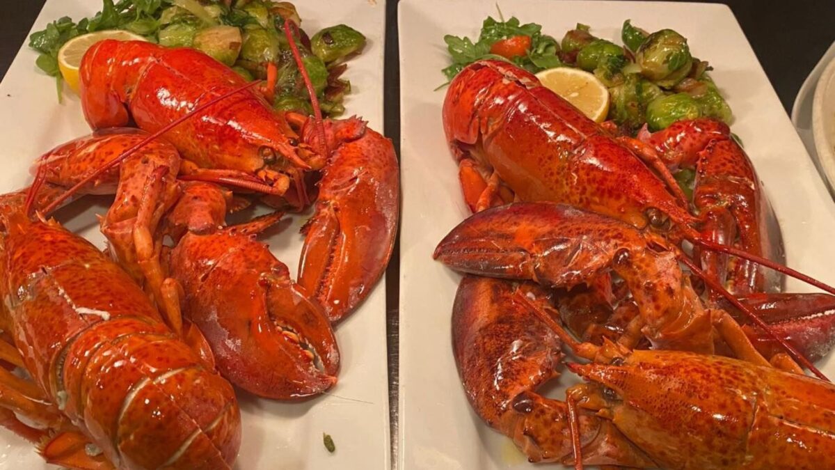 From Ocean to Plate: Experience Seafood Bliss in Osprey, FL