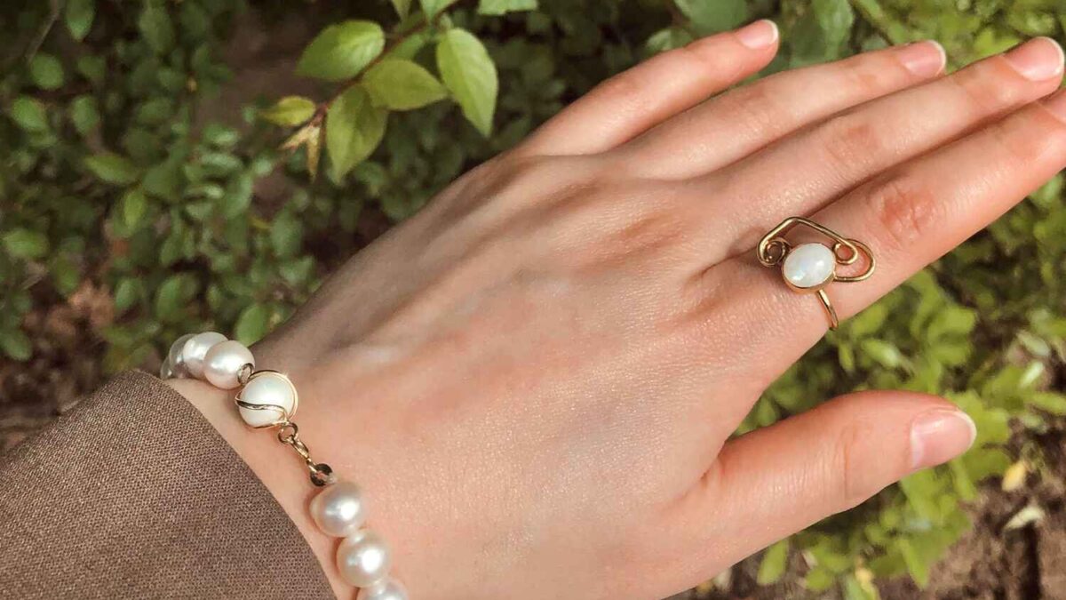 Most asked Questions about pearl gemstones