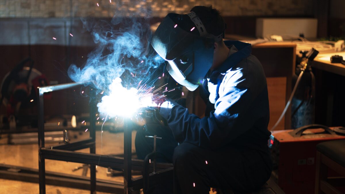 How to Improve Workplace Safety with MIG Welding Fume Extraction