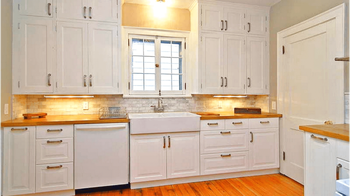 5 Signs You Need to Hire a Professional Kitchen Cabinet Maker