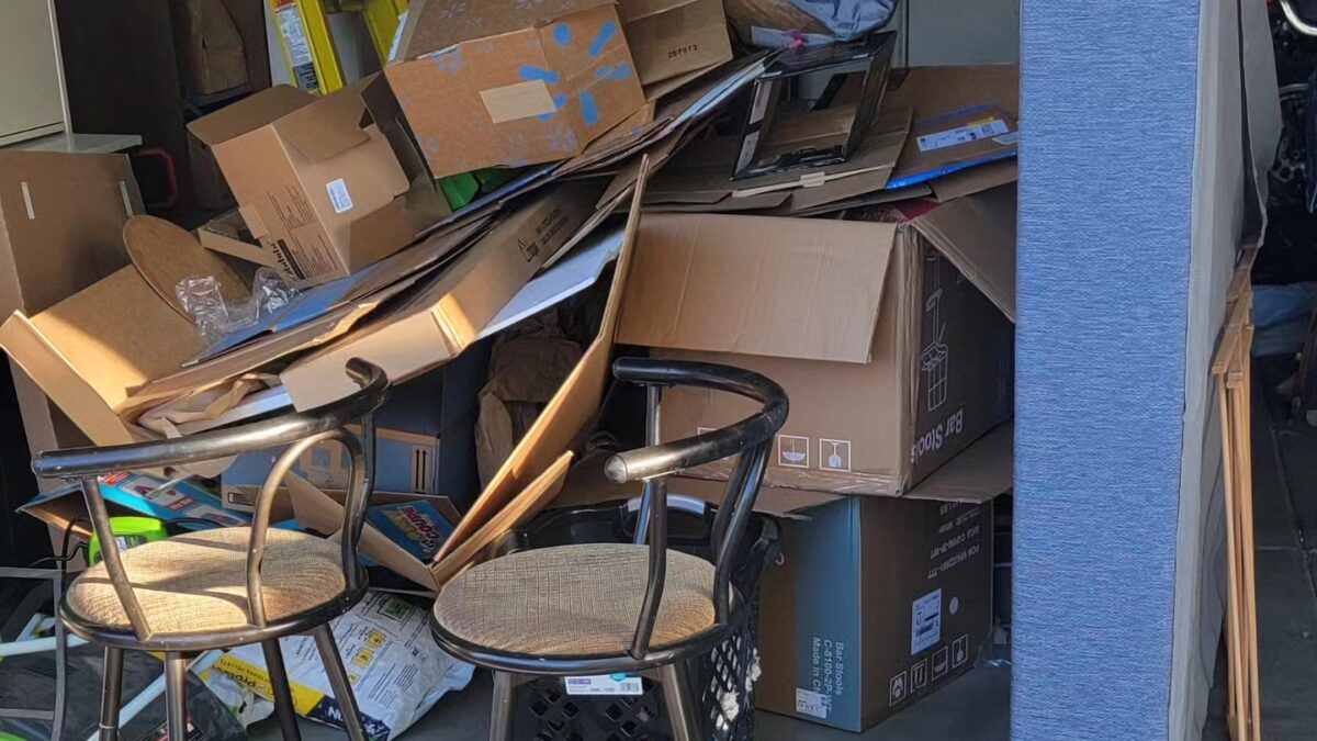 Signs It’s Time to Dispose of Items: Knowing When to Let Go