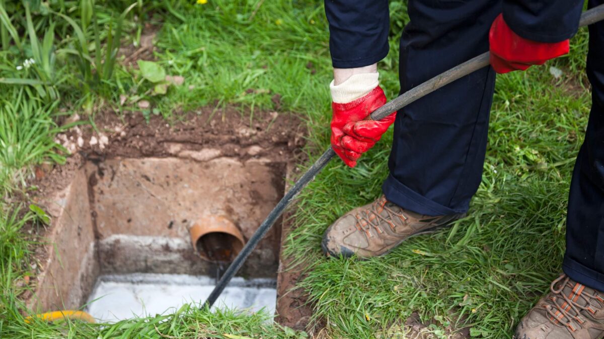 Block Drains Hillingdon: What You Need to Know and How to Solve the Problem