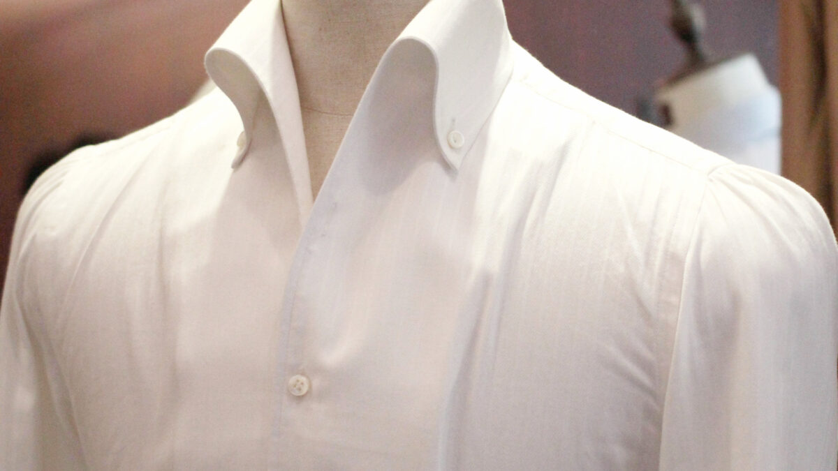Crafting Elegance: The Best Tailored Shirts in Singapore