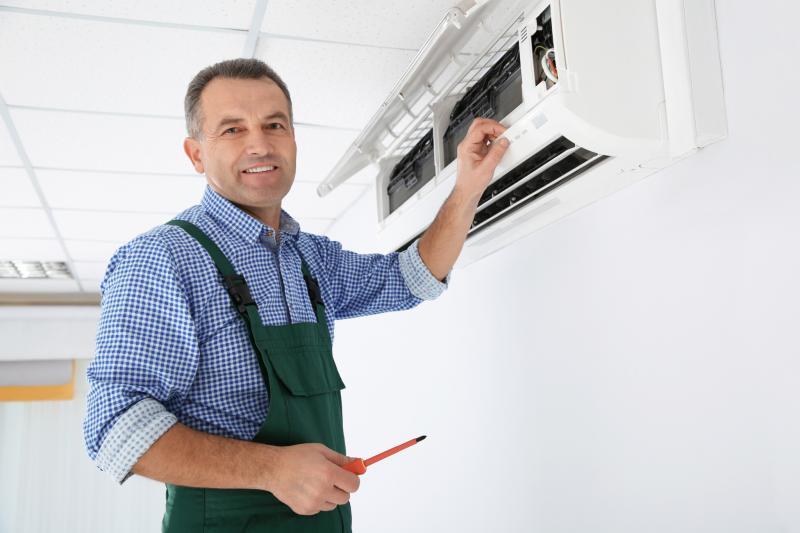 AC Repairing in Dubai