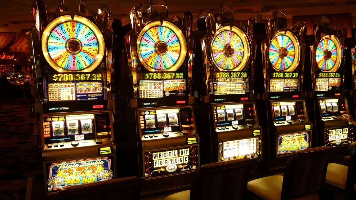 Dive into the World of Slot Online